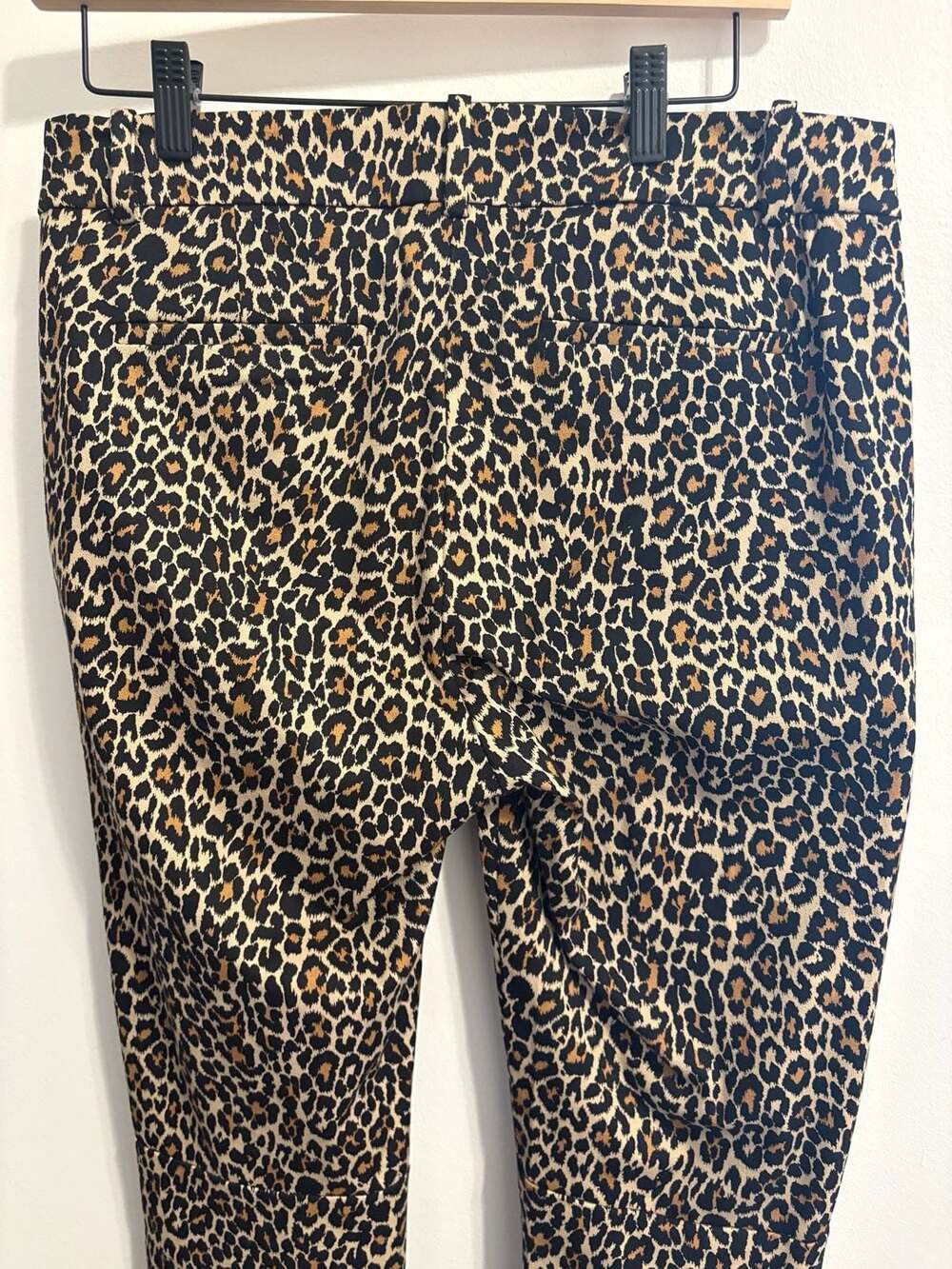 J.Crew NWOT Winnie Pants Leopard Print
Sz 8 Preppy Animal Print Work Career - Picture 6 of 7